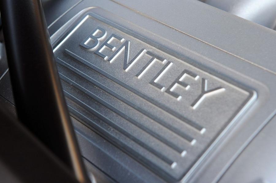  Bentley Mulsanne 2011 года  (фото 32 из 70)